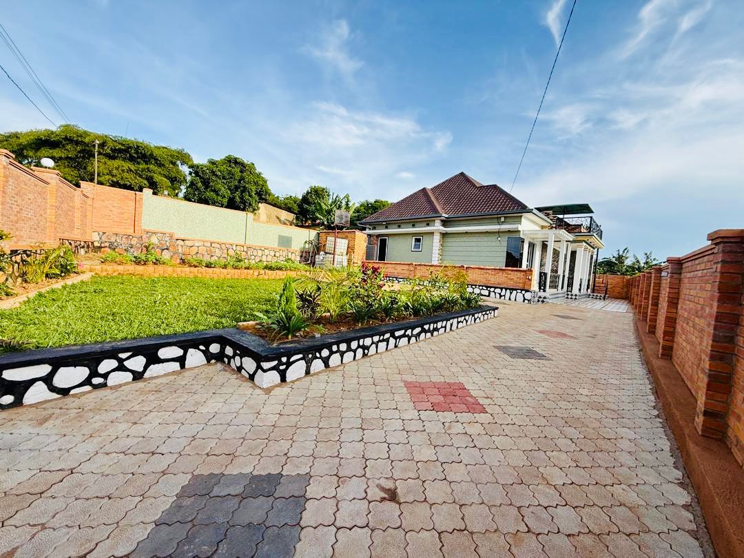 160M Home: 4BR + Annex, in Kanombe thumbnail 6