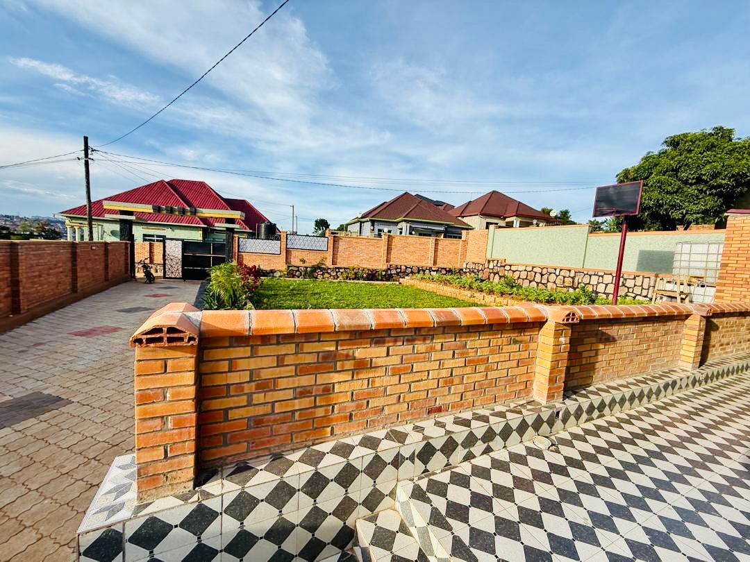 160M Home: 4BR + Annex, in Kanombe thumbnail 9