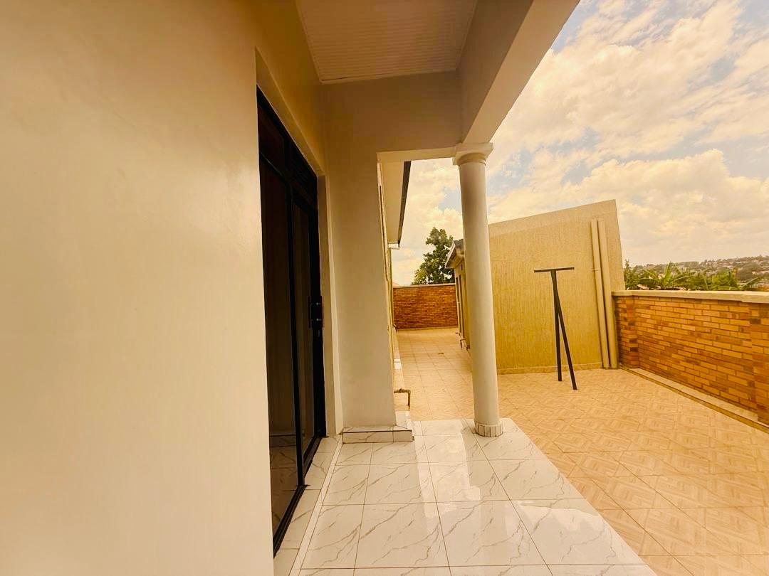 Kicukiro beautiful house For sale thumbnail 8