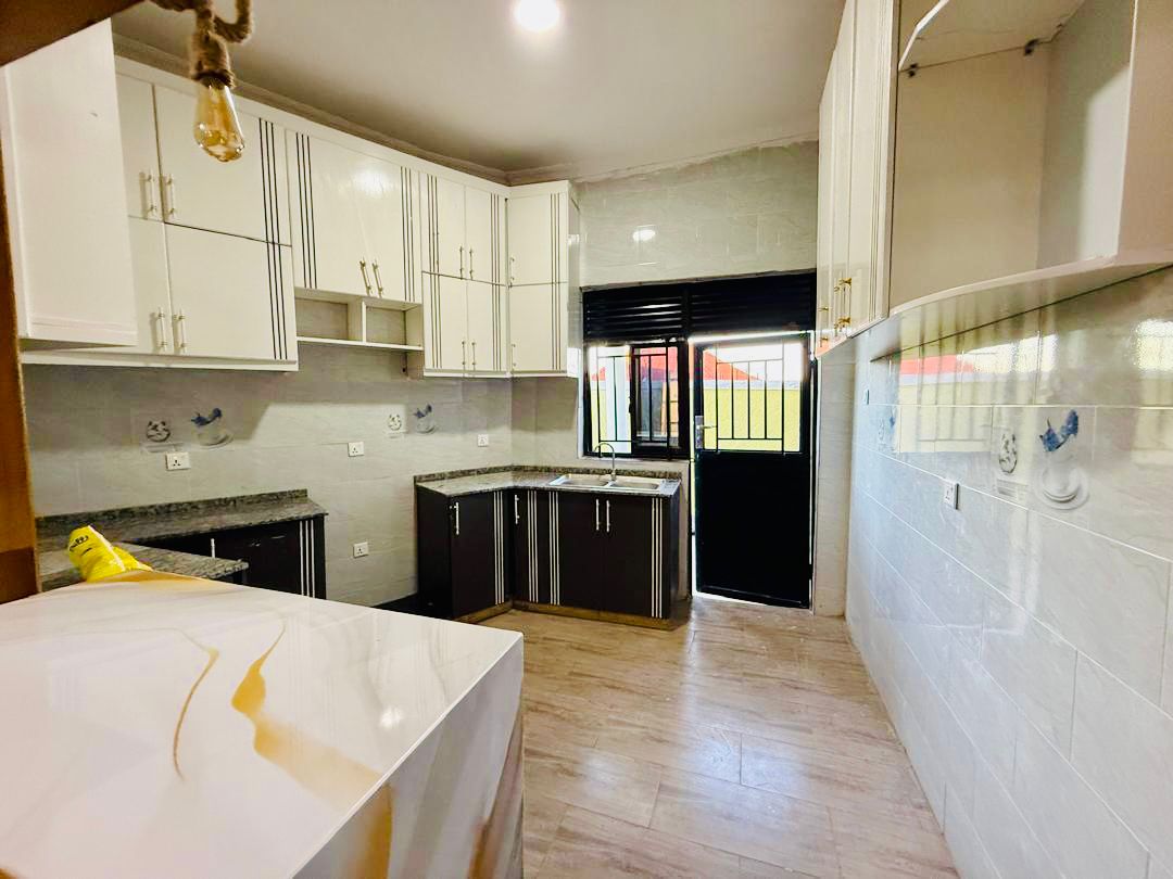 Kimironko Stunning house For sale thumbnail 8