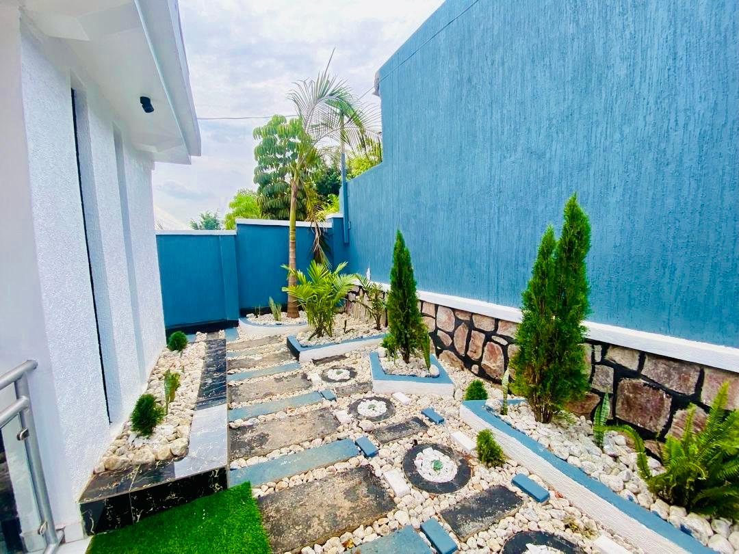 Modern Residential house For sale in Kicukiro thumbnail 9