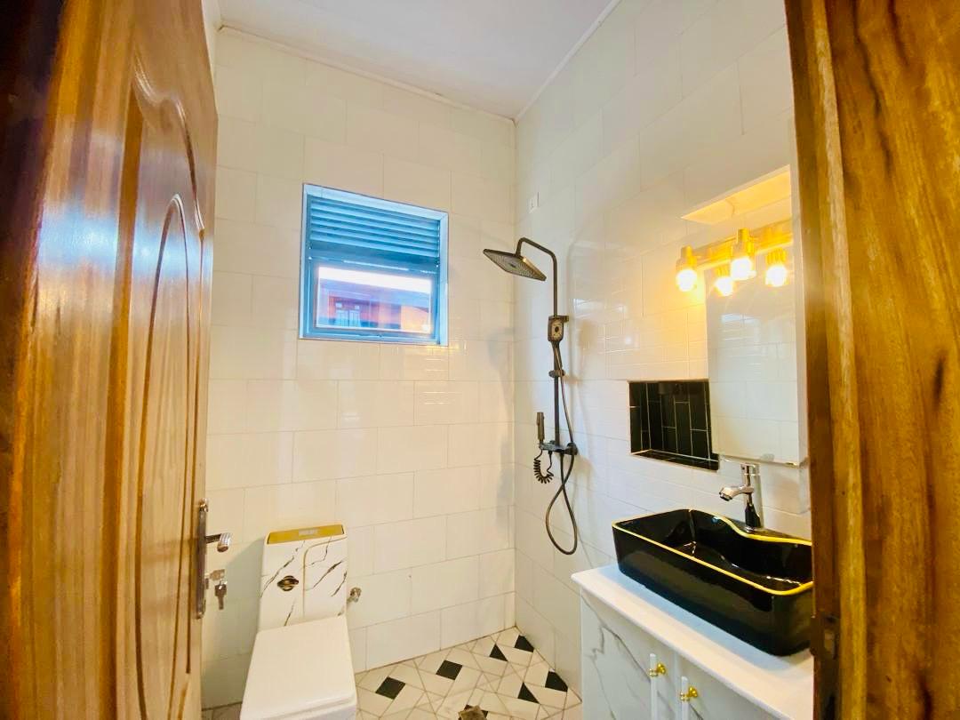 Modern Residential house For sale in Kicukiro thumbnail 6