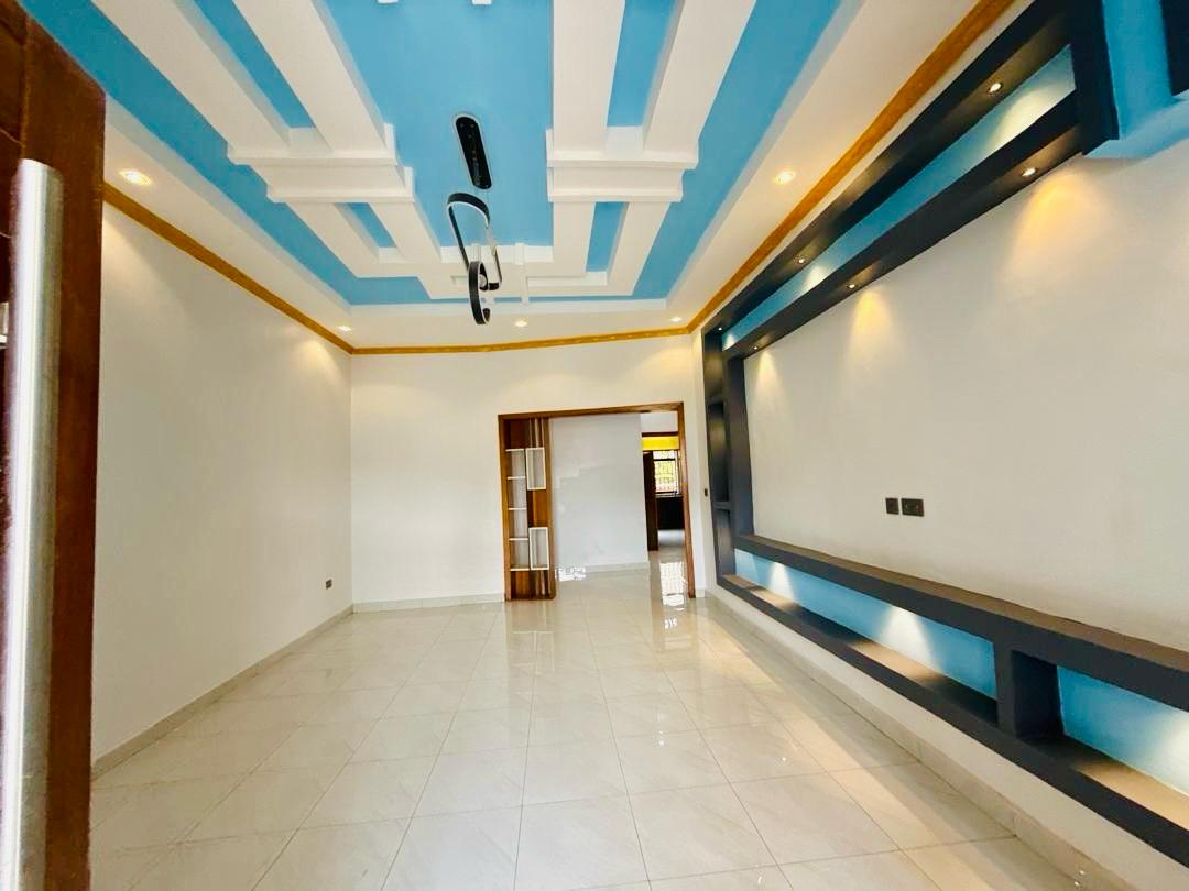 kanombe elegant house for sale thumbnail 3