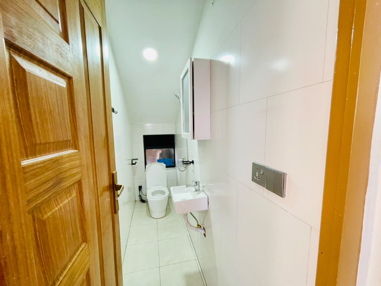 Fully Furnished G+2 Residence for Rent – Bibare, Kimironko thumbnail 22