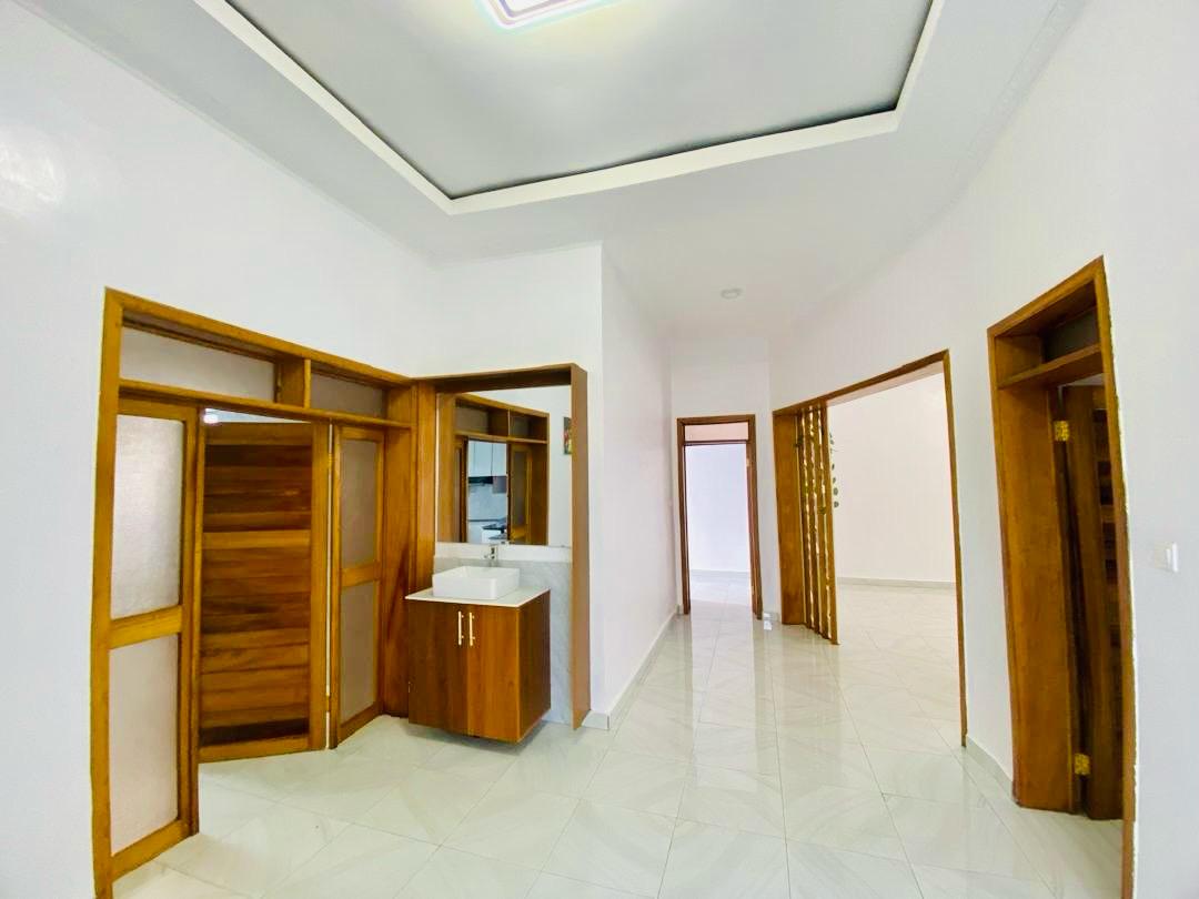 Modern Residential house For sale in Kicukiro thumbnail 7