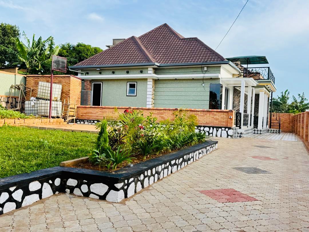 160M Home: 4BR + Annex, in Kanombe thumbnail 4