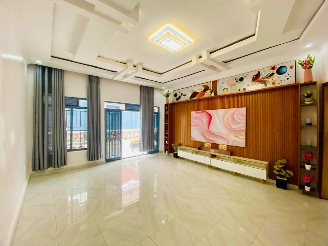 Modern Residential house For sale in Kicukiro thumbnail 2