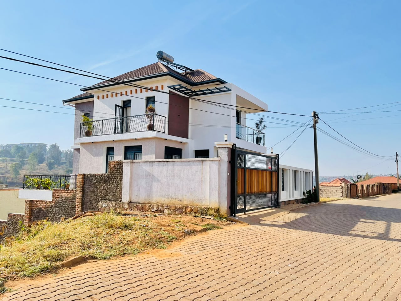 Fully Furnished G+2 Residence for Rent – Bibare, Kimironko thumbnail 4