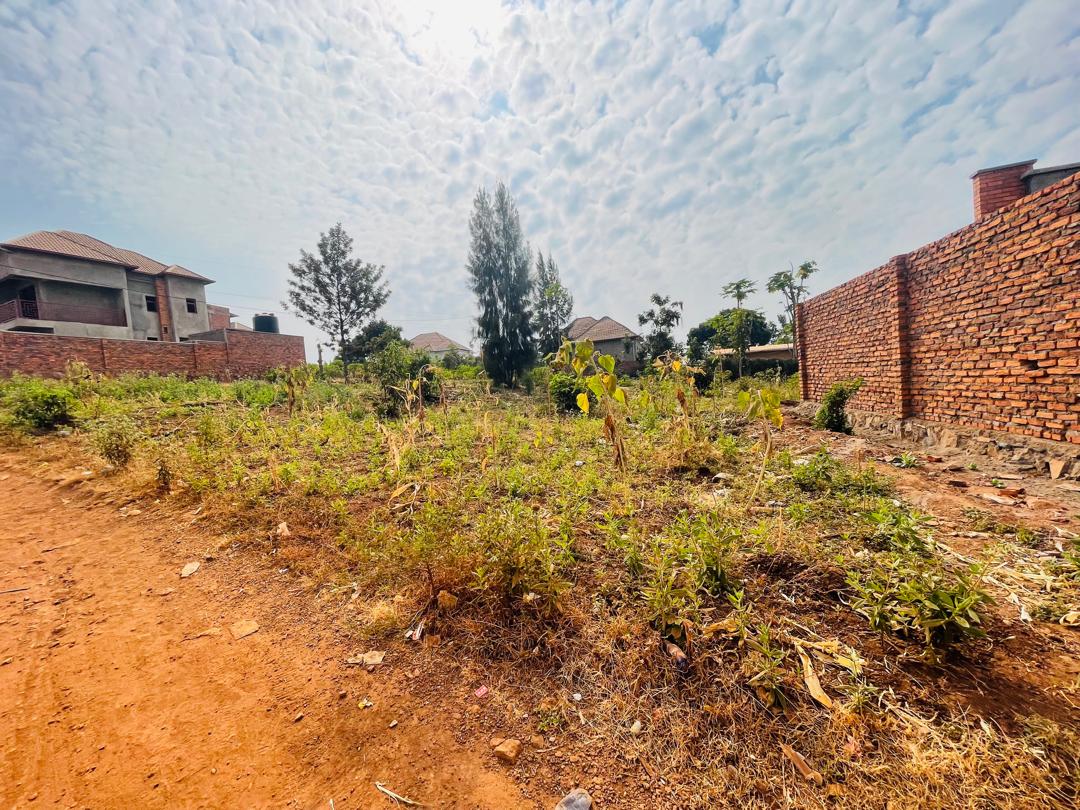 Prime Residential Plot – Kicukiro, Gatenga (Rwf 30M) thumbnail 3