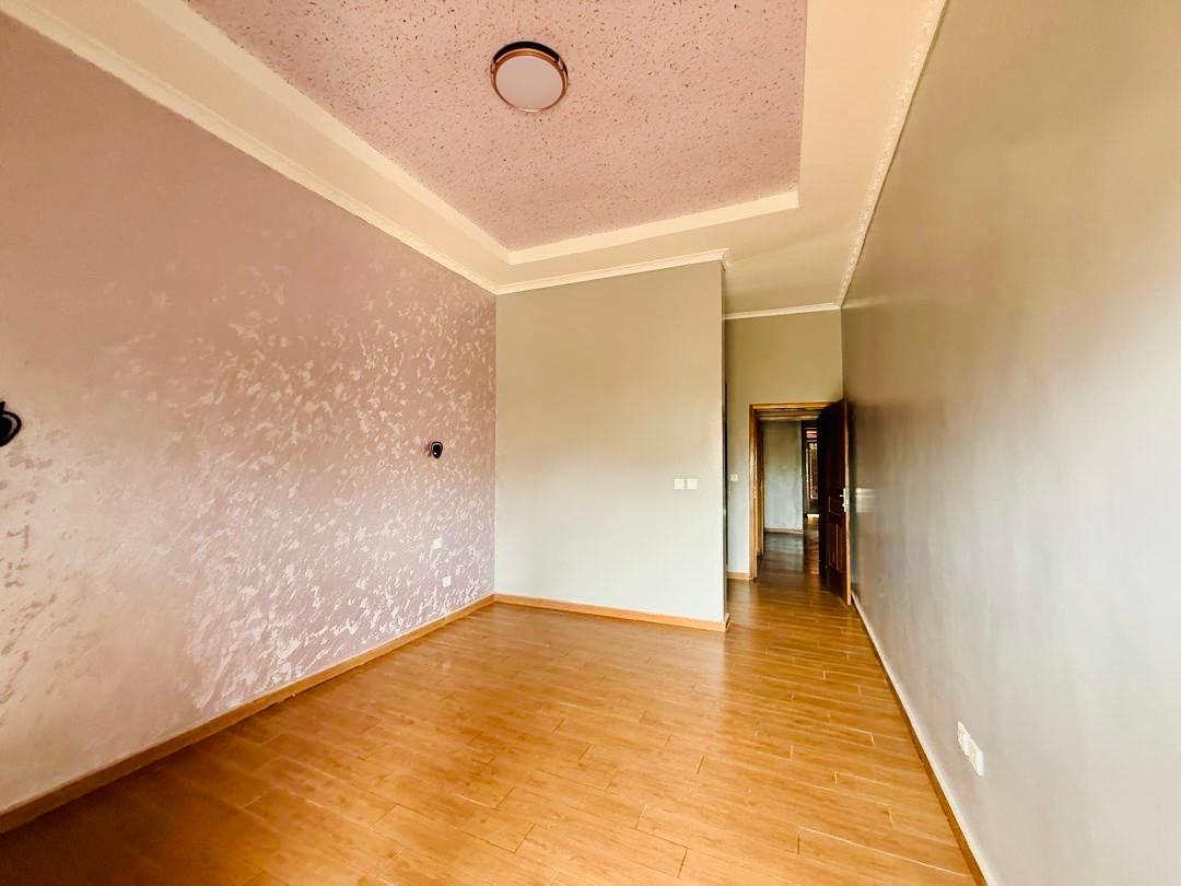 Modern 4-Bedroom Villa for sale– Kanombe thumbnail 7